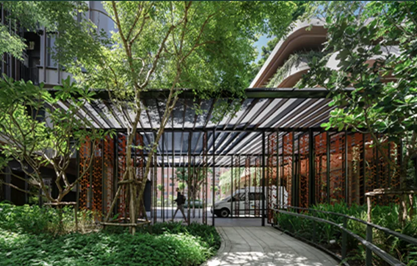 Lush garden entrance at Jin Wellbeing